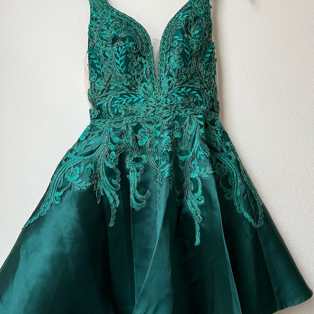 Coya Collection Junior Girls Green Lace/Sequin Special Occasion Dress